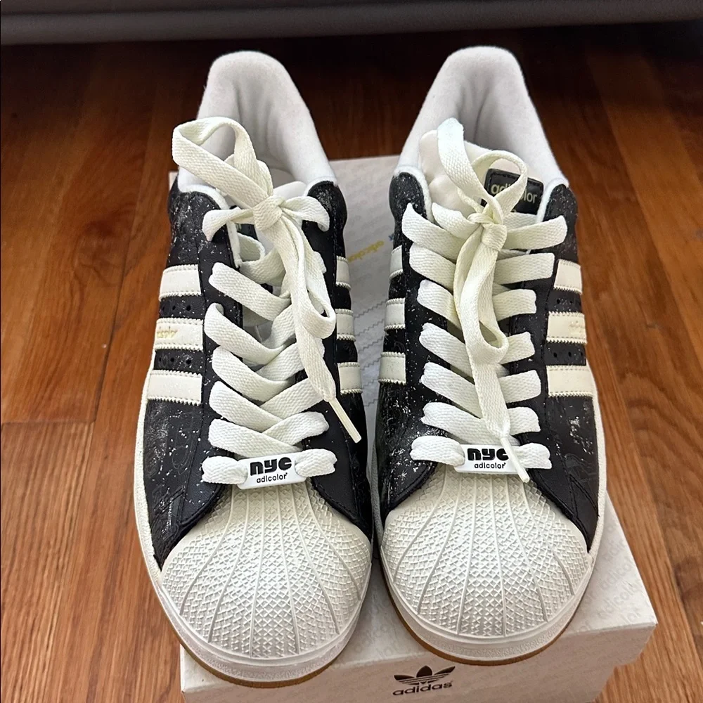 Vintage Adidas Adicolor New York City Exclusive